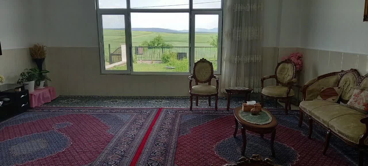 هال