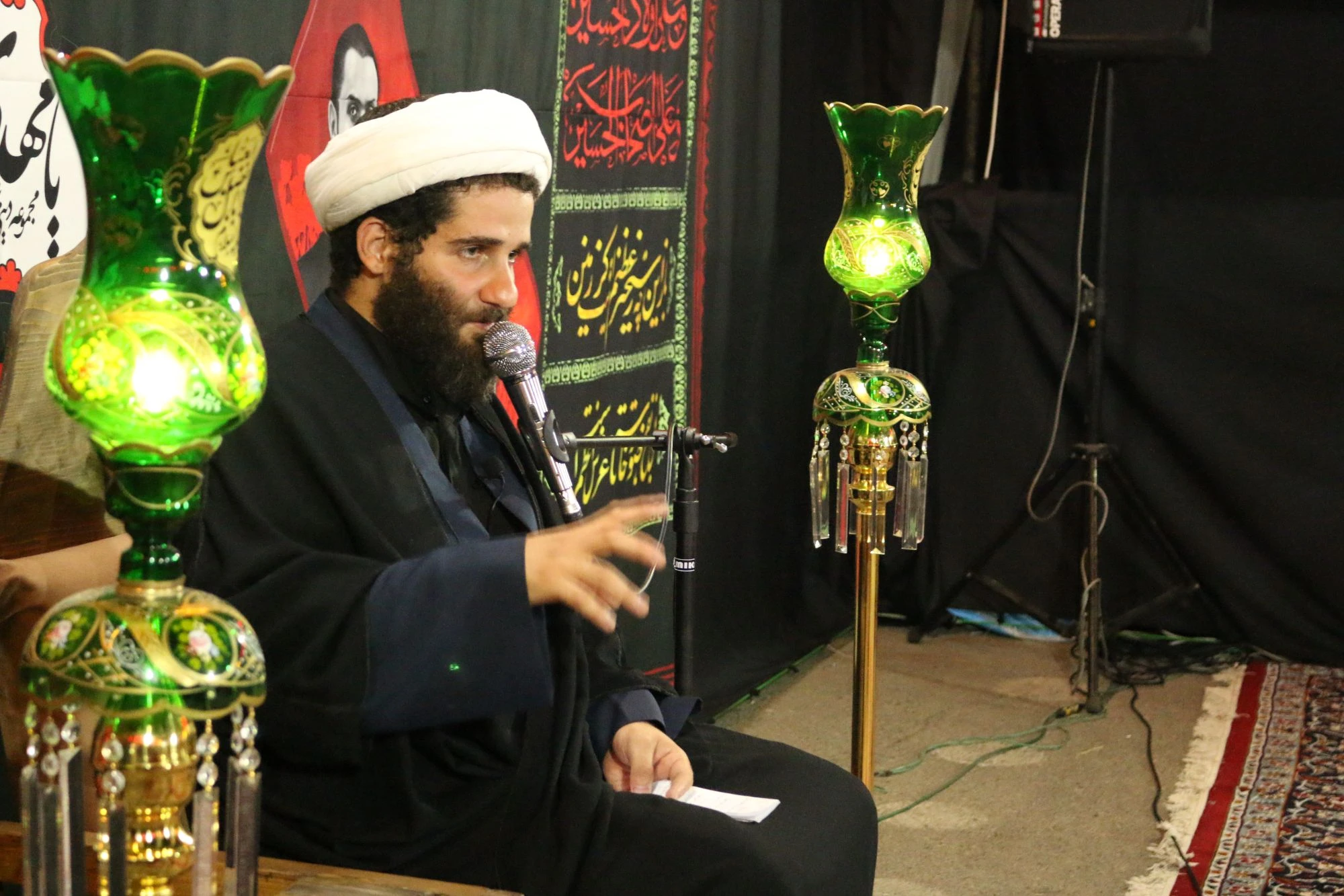 سخنرانان هیئت حاج احسان امینی