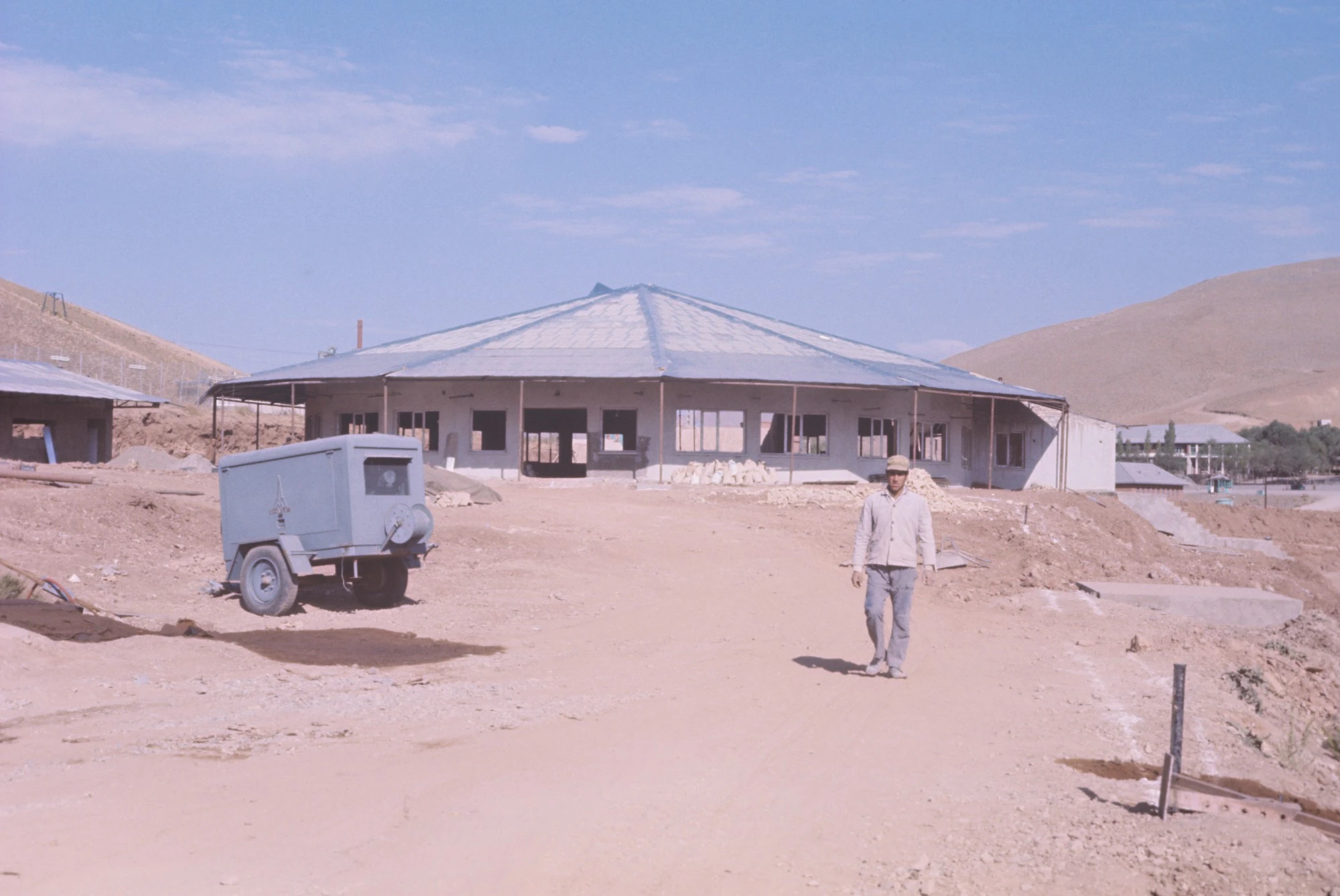 ساخت سالن اجتماعات