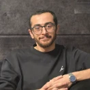 دکتر فرشاد هادیان‌فرد