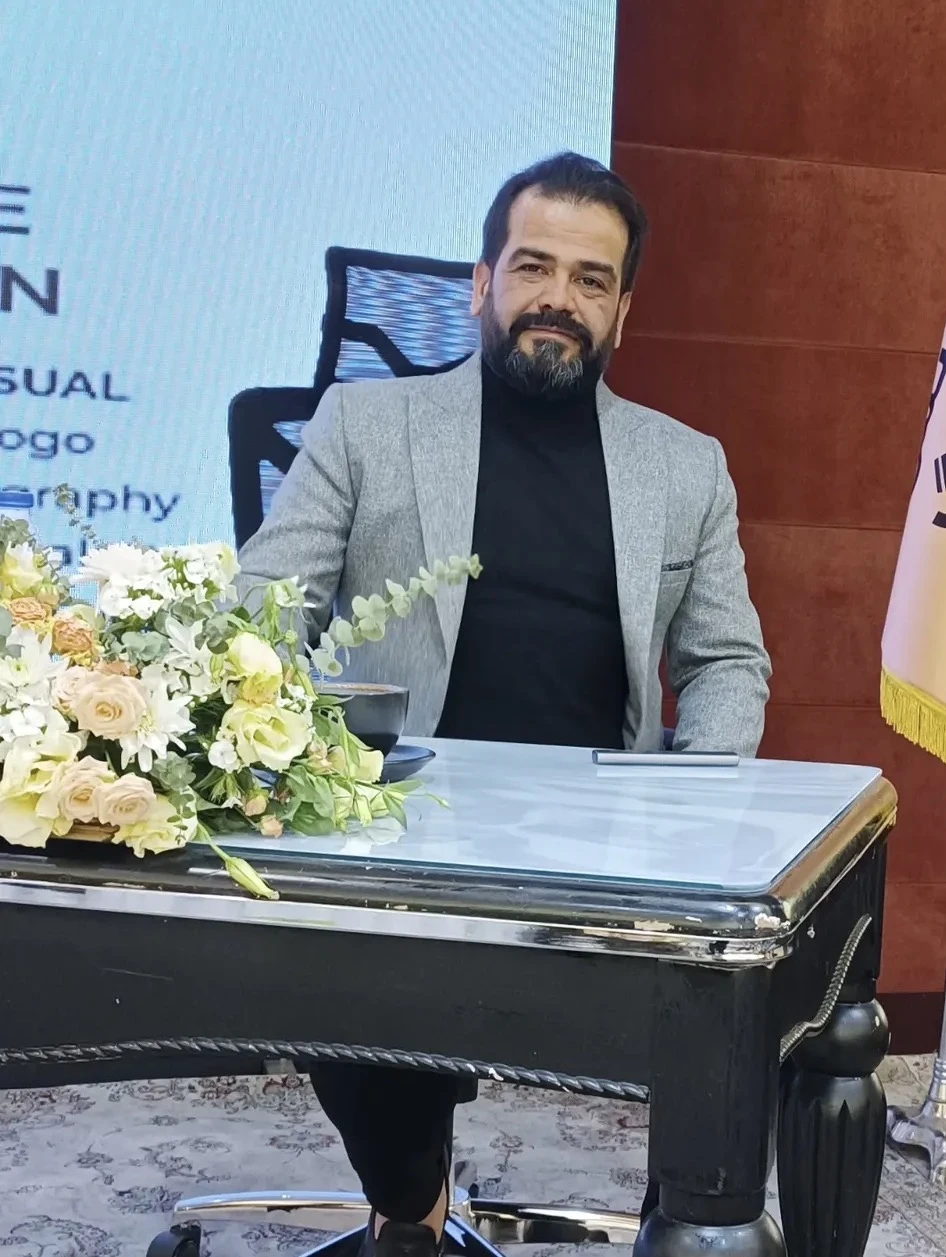 جناب آقای علی علیجانی مدیرعامل فروشگاه آسیا پرینتر مدیریت مجموعه با بیش از ۲۴ سال سابقه درخشان در حوزه فروش، تعمیرات و تأمین قطعات پرینتر و اسکنر