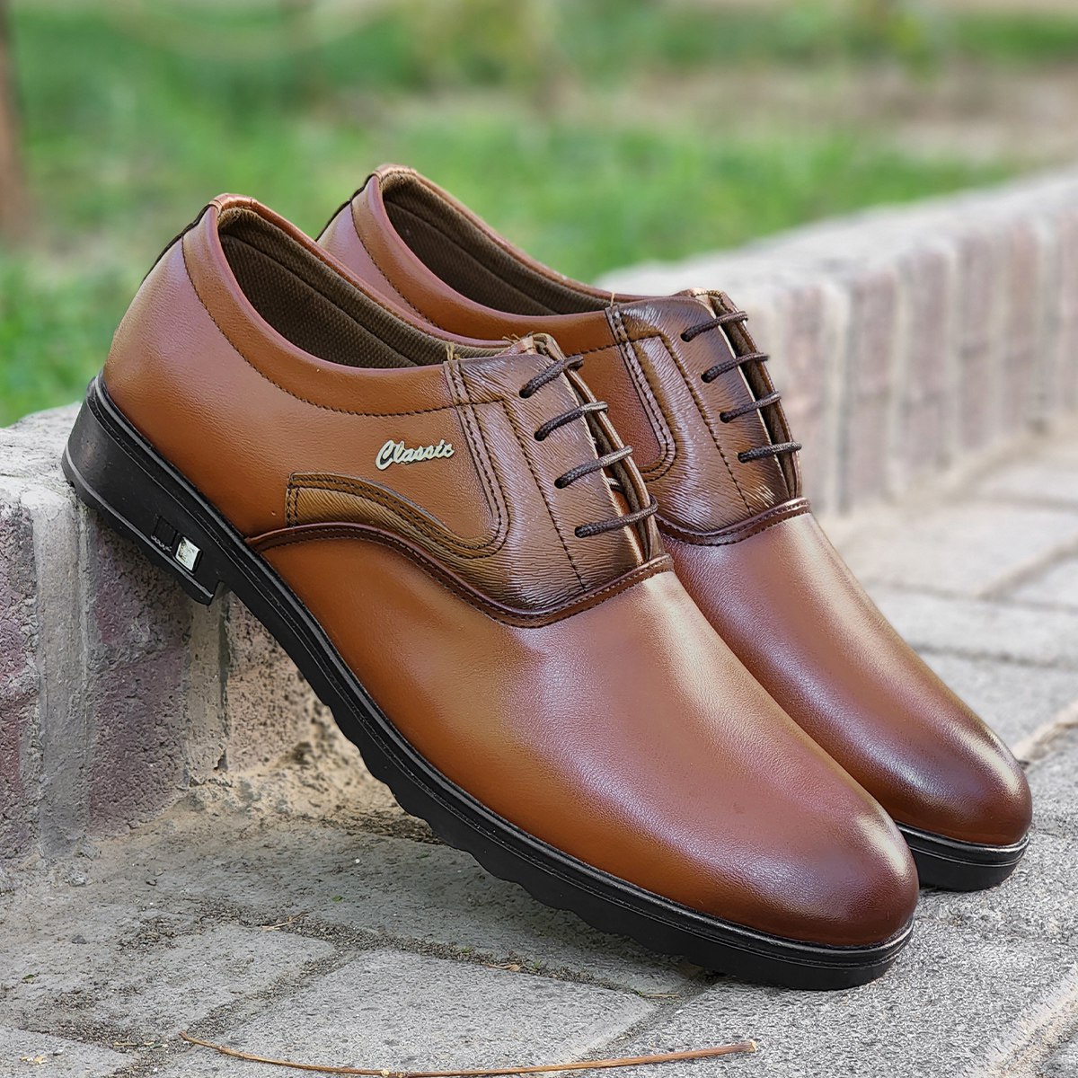 کفش رسمی مردانه بنسون کدمحصول 1929855 مشاهده قیمت و یا خرید اینجا کلیک کنید 🔺کفش رسمی مردانه بنسون
♦️جنس رویه: چرم مصنوعی
♦️جنس زیره: Pu